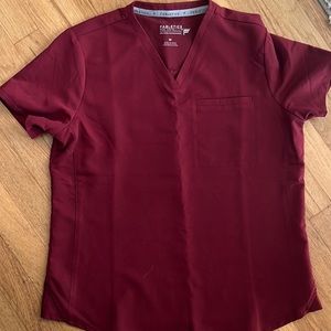 Fabletics one pocket scrub-Maroon
